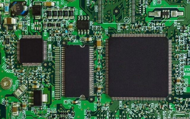收購 [NXP] 芯片： 物聯(lián)網(wǎng)芯片、處理器 IC、汽車 MCU、砷化鎵 MMIC 放大器、觸摸傳感器