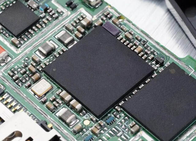 供應(yīng)【Infineon】無(wú)線連接：供應(yīng)藍(lán)牙 5.0 模塊、Wi-Fi 4 SoC、AIROC 汽車無(wú)線組合芯片
