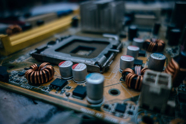 供應(yīng)（RENESAS）SRAM、多端口存儲器、總線交換機(jī)、非易失性存儲器