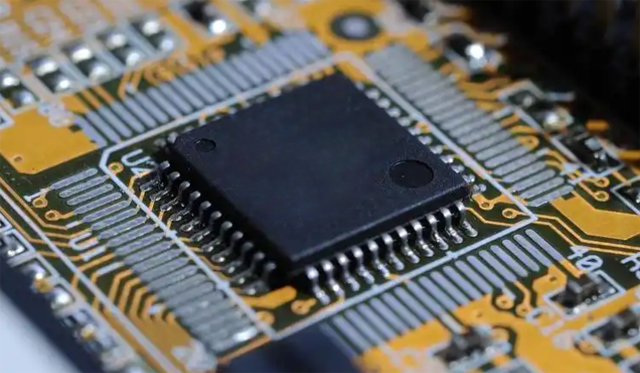 回收 [Broadcom] PCIe 交換機、以太網(wǎng)交換機、汽車 PHY、以太網(wǎng) PHY 收發(fā)器